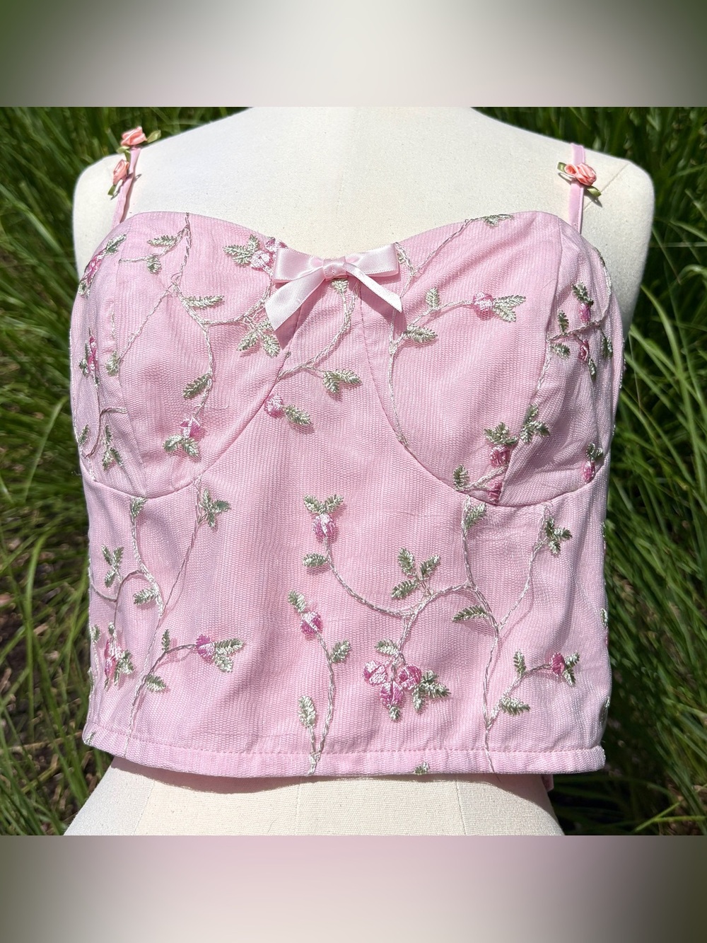 Shein Pink Rose Crop Bustier Top Size 6 Shirred Embroidered Feminine Halter Cute